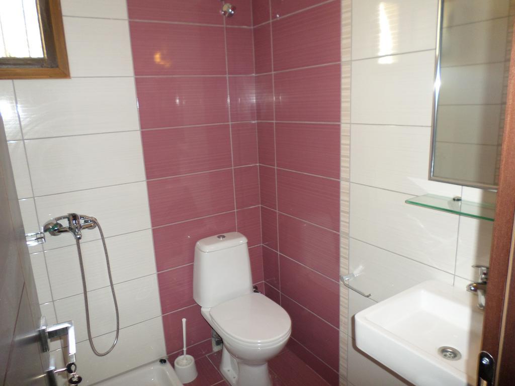Krystallia Apartments Dasziá Kültér fotó