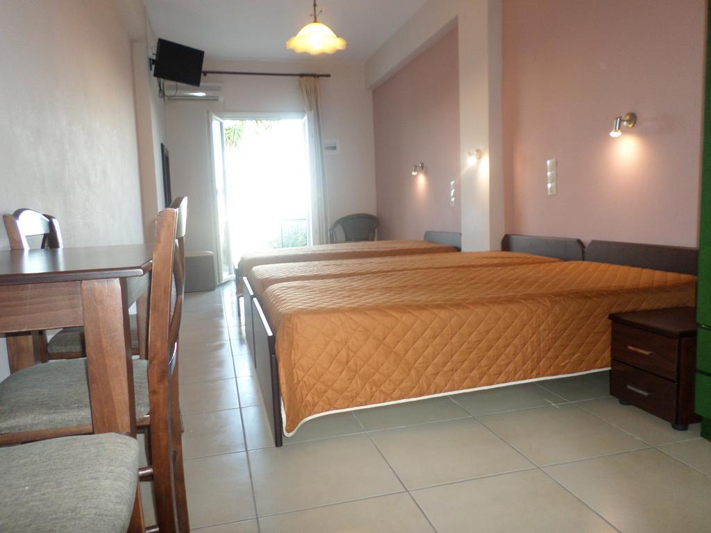 Krystallia Apartments Dasziá Kültér fotó